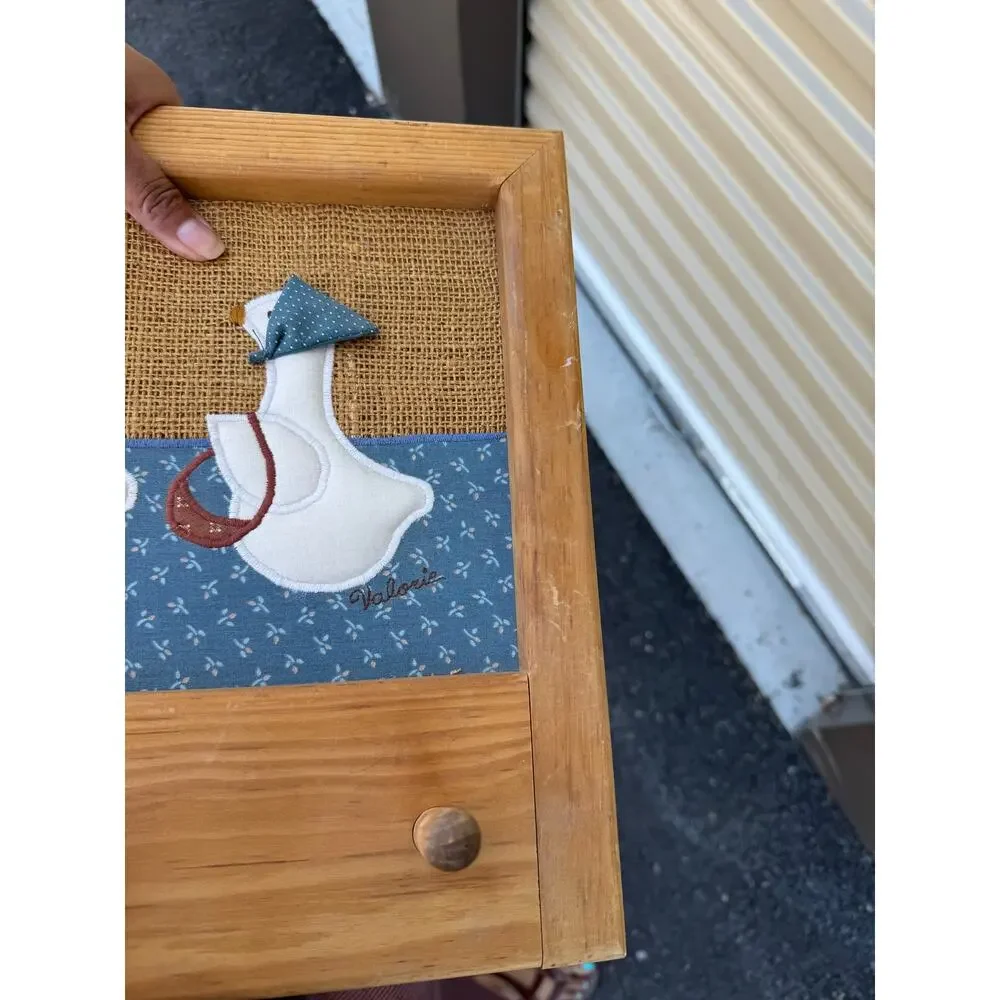 Vintage Valorie’s Folk Art Appliqué multi peg coat bag towel rack holder 80s